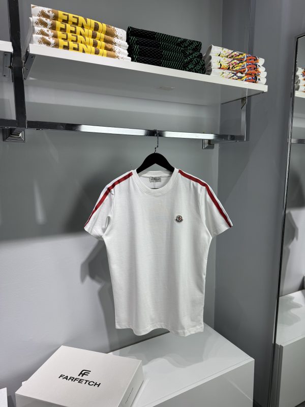 Moncler T-shirt