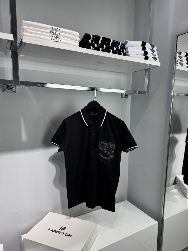 Prada Polo Yaka