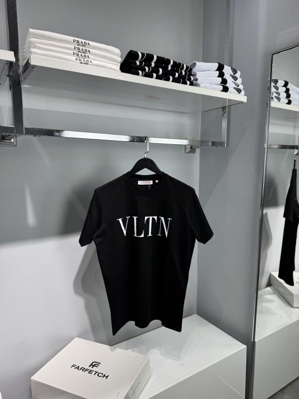 Valentino T-shirt