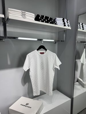 Gucci T-shirt