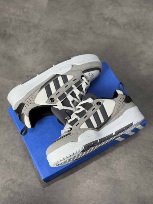 Adidas Niteball