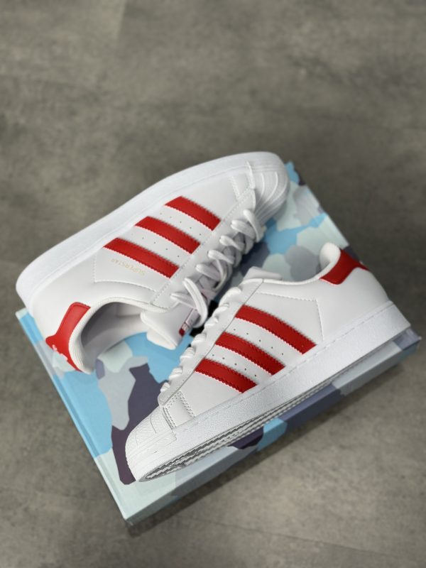 Adidasm Superstar