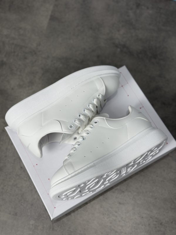 Alexander McQUEEN