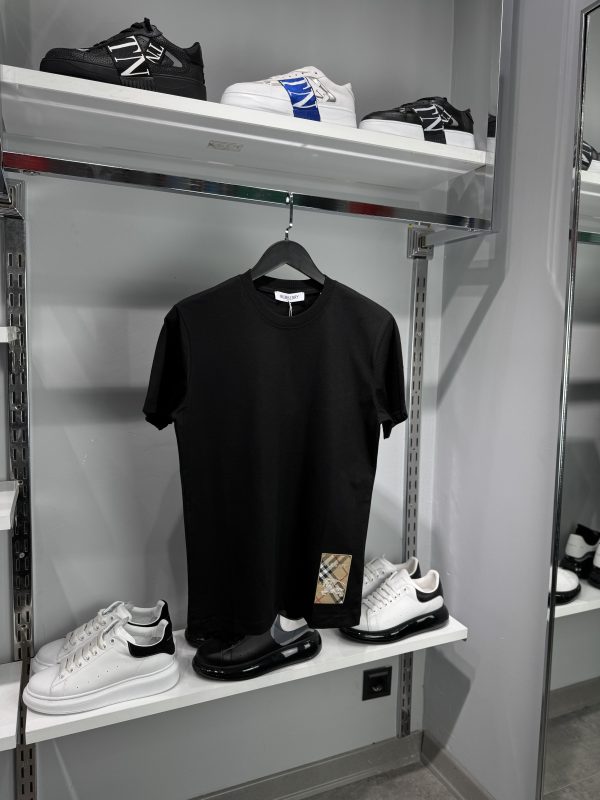 Burberry T-shirt