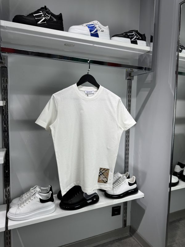 Burberry T-shirt